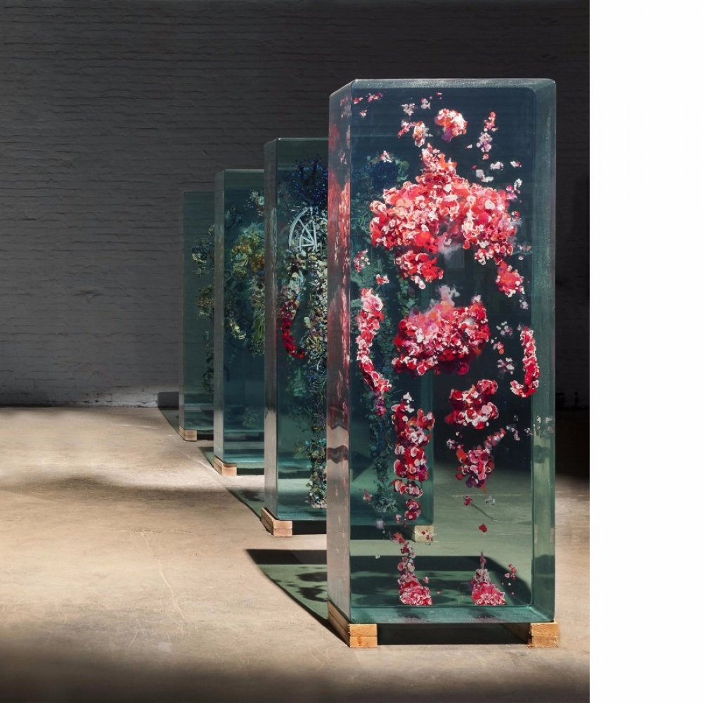 Glass Floral Decoration like man Mobile Case Cover - Image 2