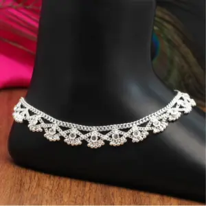 Women's Silver Color Rhinestone Anklets (Free Size: Upto 10")