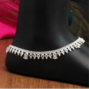 Women's Silver Color Rhinestone Anklets (Free Size: Upto 10")