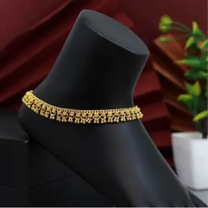 Women's Gold Color Anklets (Free Size: Upto 10")