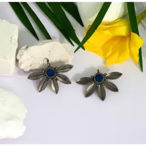 Women's Blue Color Glass Stone Oxidised Earrings