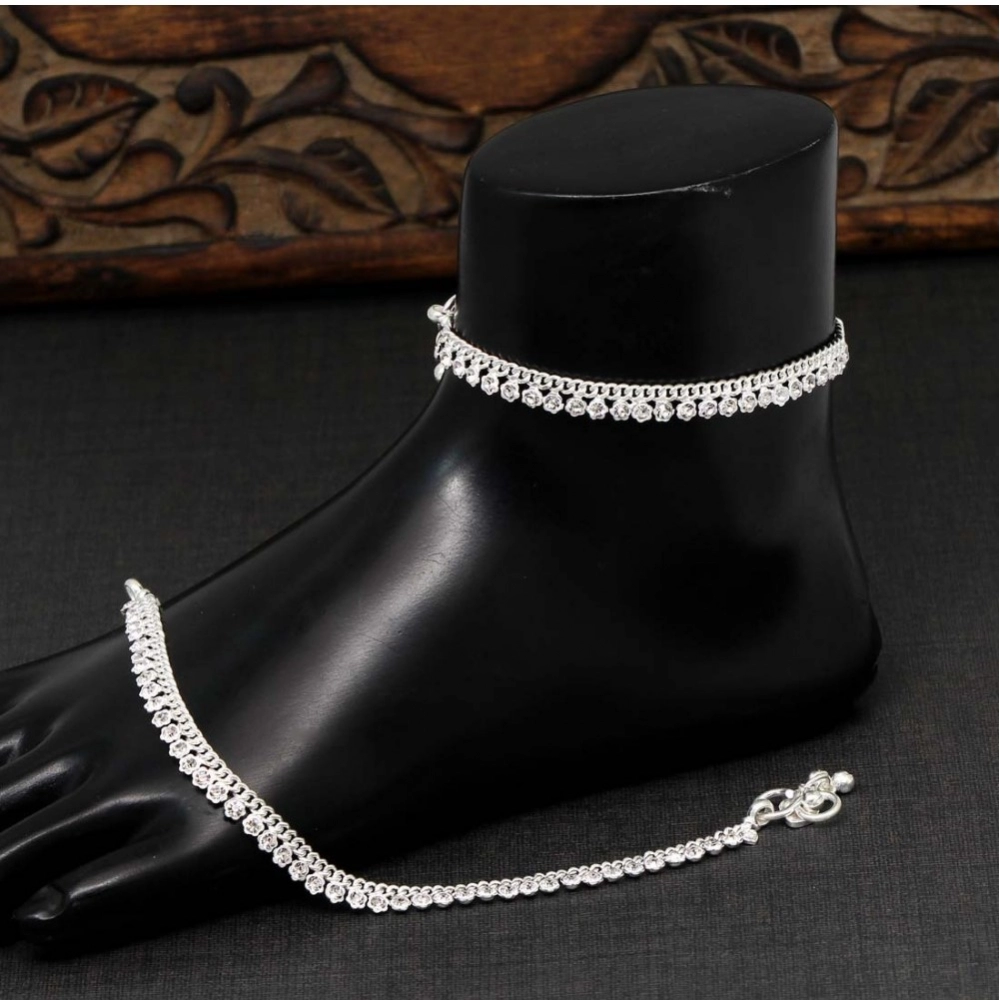 Women's Silver Color Rhinestone Anklets (Free Size: Upto 10")