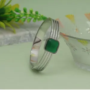 Women's Green Color Monalisa Stone Adjustable Bracelet