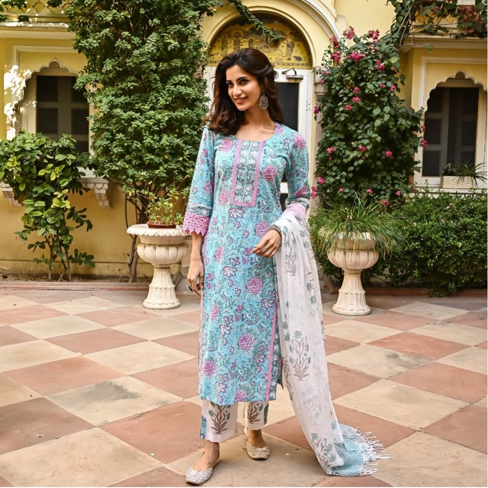 Women's Casual 3/4th Sleeve Floral Print Cotton Kurti Set (Skyblue) - Image 6