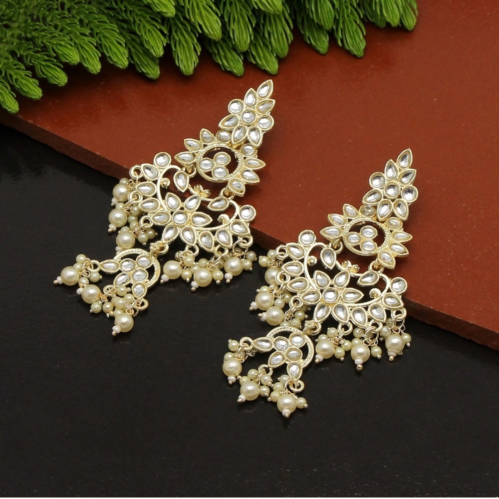 Women's White Color Kundan Earrings