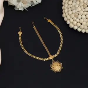 Women's Gold Color Matha Patti