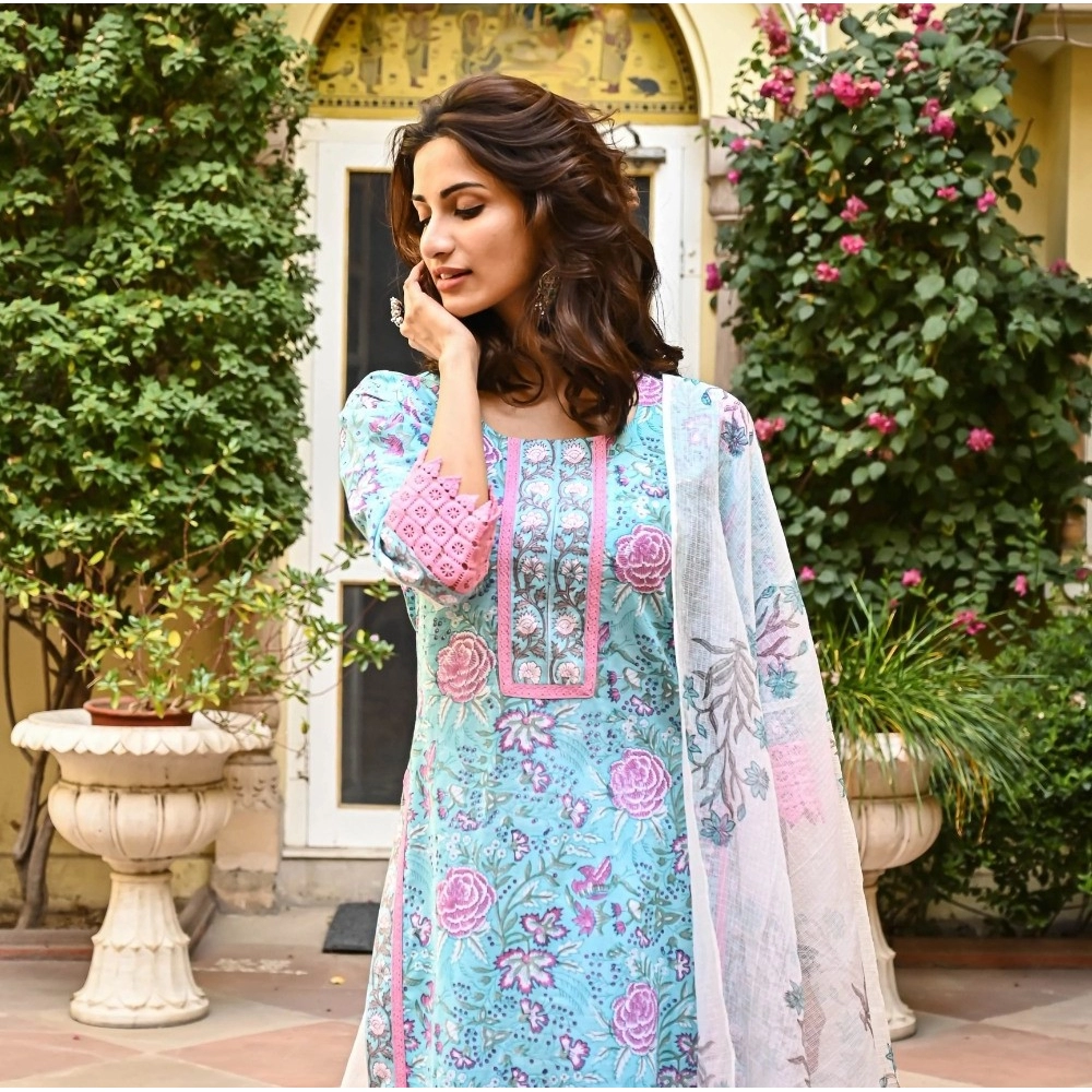 Women's Casual 3/4th Sleeve Floral Print Cotton Kurti Set (Skyblue) - Image 3