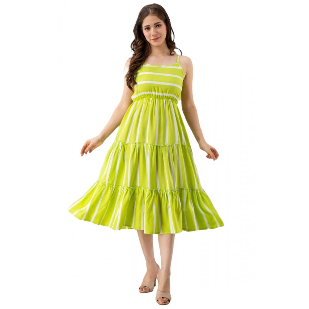 Women's Casual Sleeveless Striped Crape Dresses (Parrot Green )