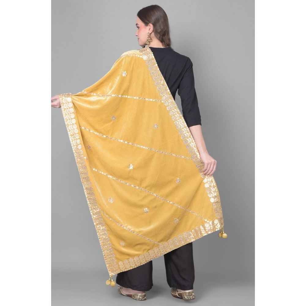 Women's Velvet Gotta Patti Dupatta (Gold, Length:?2.25 to 2.50 Mtr) - Image 4
