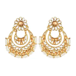 Women's Rose Gold Plated Alloy Kundan Earrings & Mangtikka (White & Gold)