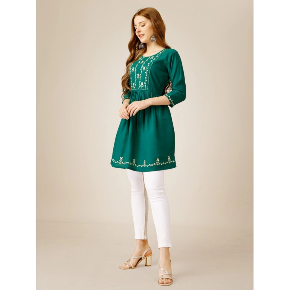 Women's Casual 3-4 th Sleeve Embroidered Rayon Tunic Top (Light Green) - Image 5