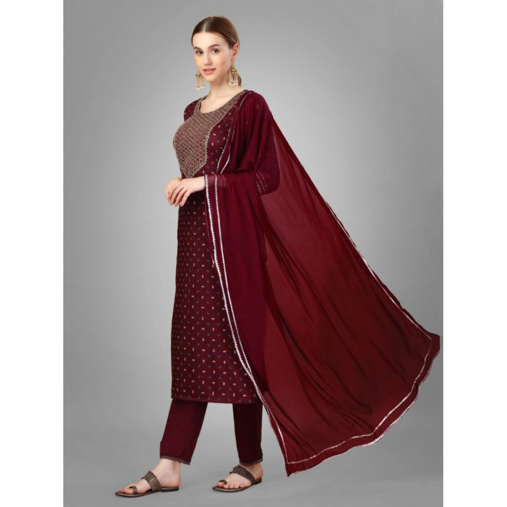 Women's Casual 3-4 th Sleeve Embroidery Silk Blend Kurti Pant Dupatta Set (Maroon) - Image 4