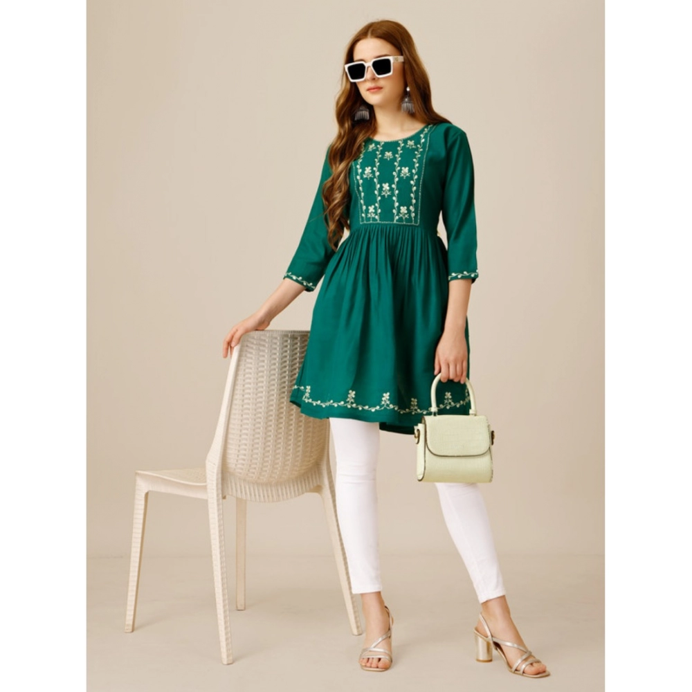 Women's Casual 3-4 th Sleeve Embroidered Rayon Tunic Top (Light Green) - Image 2