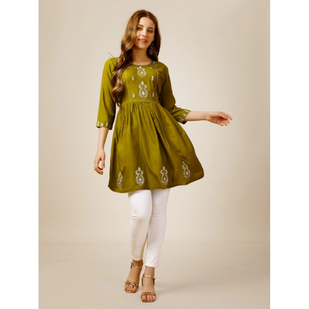 Women's Casual 3-4 th Sleeve Embroidered Rayon Tunic Top (Green) - Image 6