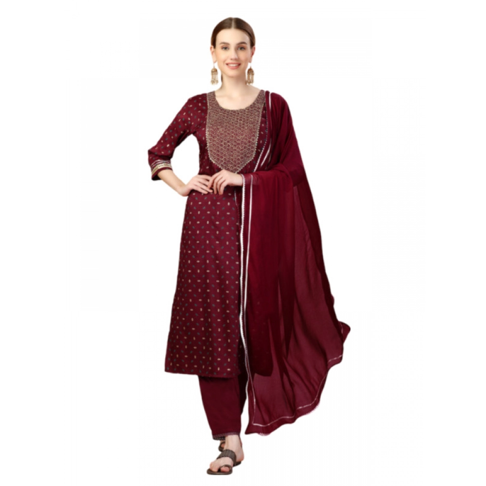 Women's Casual 3-4 th Sleeve Embroidery Silk Blend Kurti Pant Dupatta Set (Maroon)