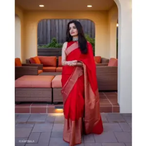 Women's Banarasi Silk Woven Saree With Unstitched Blouse 5.5Mtr (Red)