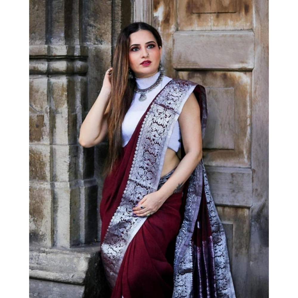 Women's Banarasi Silk Woven Saree With Unstitched Blouse 5.5Mtr (Maroon) - Image 4