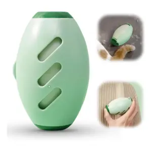 Plastic Dog Hair Remover (Green)