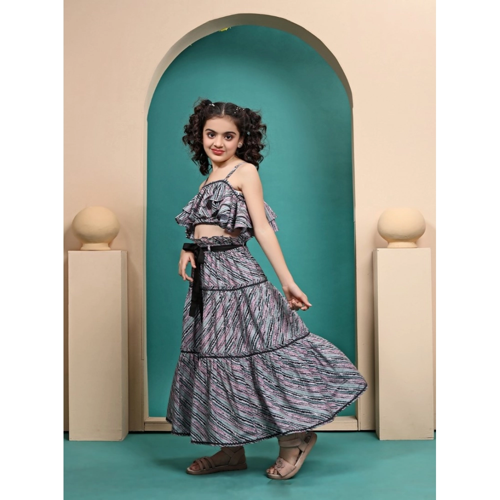 Girl's Maslin Printed Crop Top And Fleared Skirt Set (Grey) - Image 4