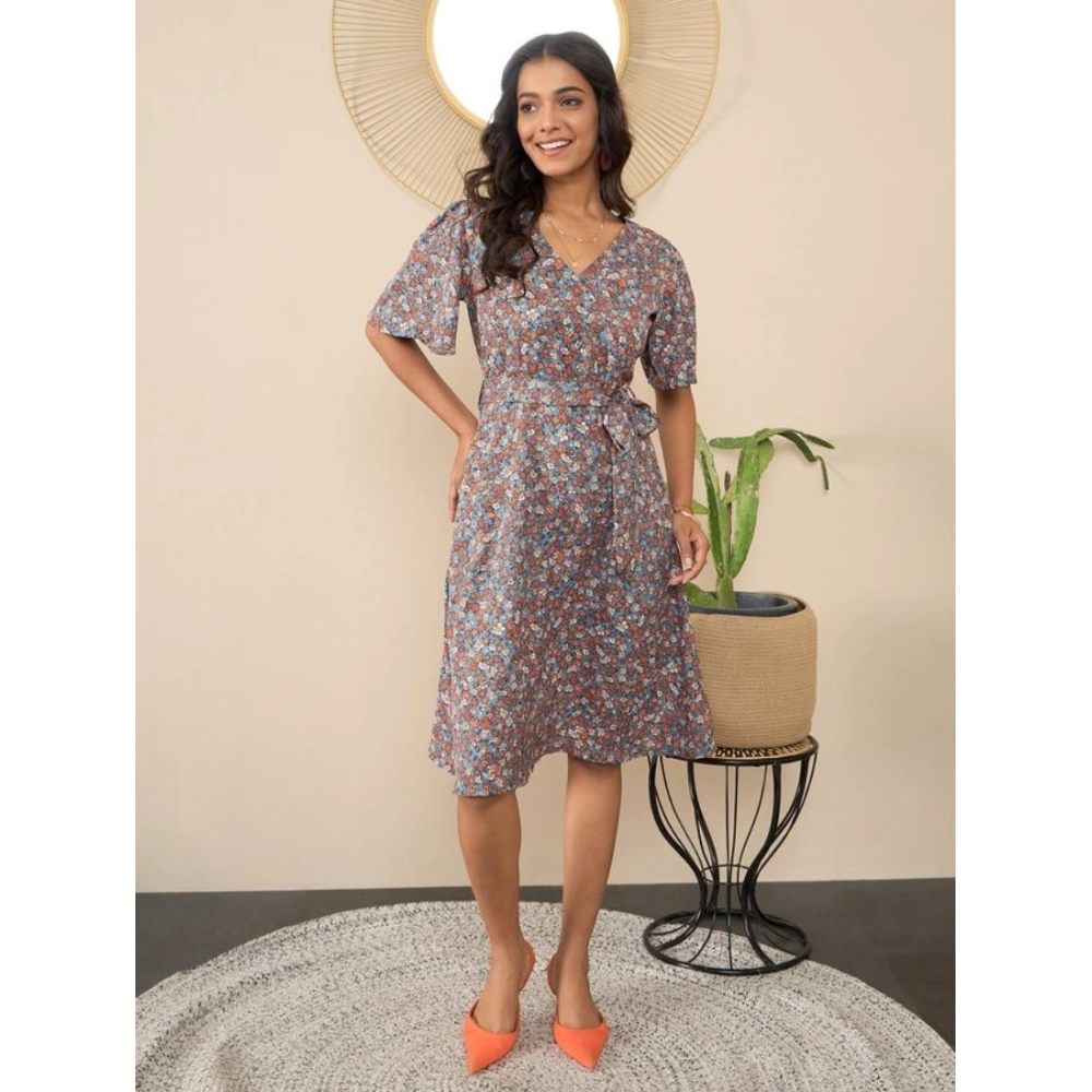 Women's Polyester Moss Floral V-Neck Bell Sleeve Dress (Grey)