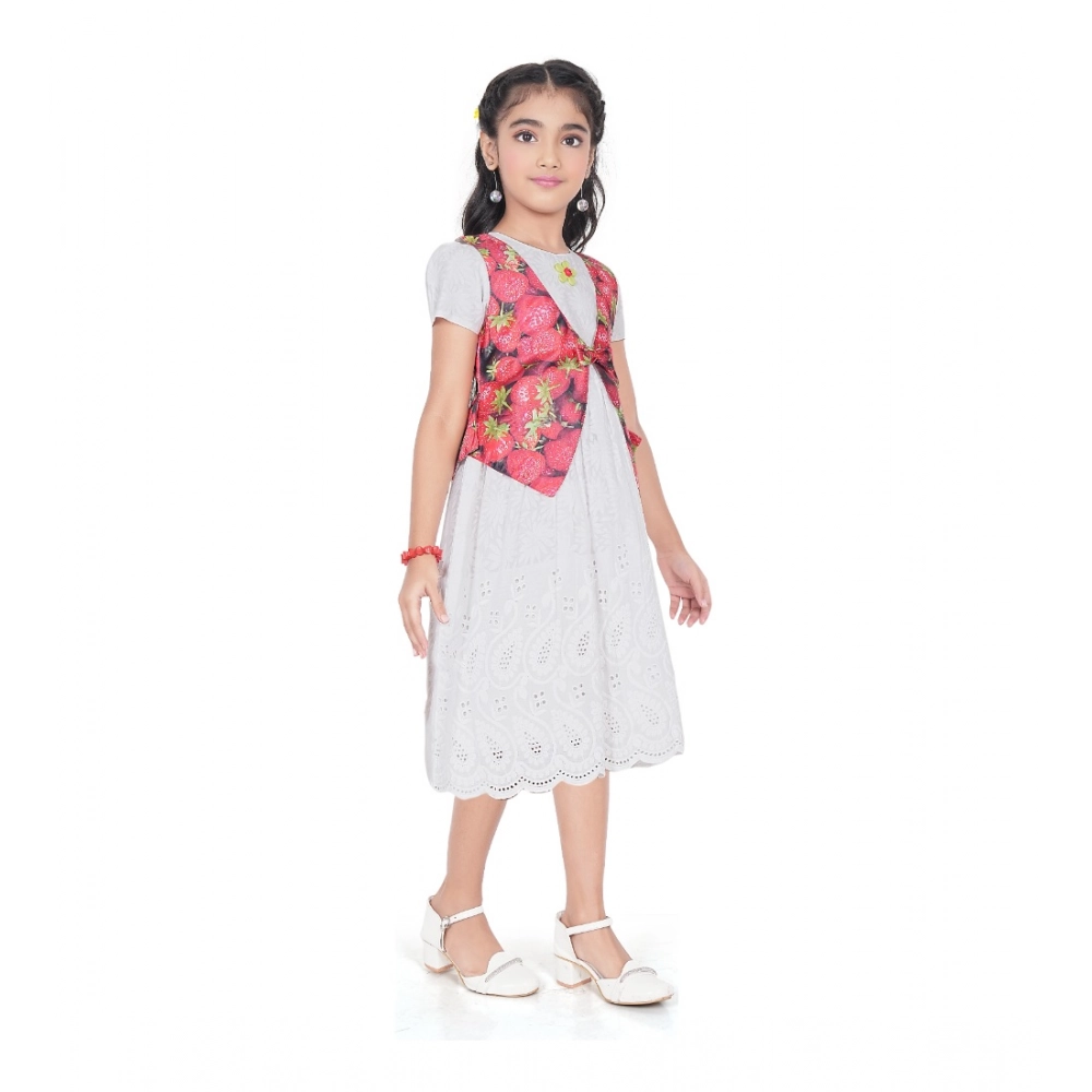 Girl's Heavy Chicken Printed Short Sleeve Round Neck Dress (White) - Image 4