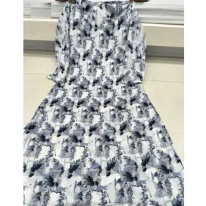 Women's Cotton Blended Printed 3/4th Sleeve V Neck Kurti (Grey)