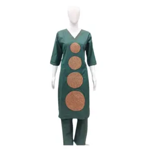 Women's Cotton Blended Printed 3/4th Sleeve V Neck Kurti With Pant Set (Green)
