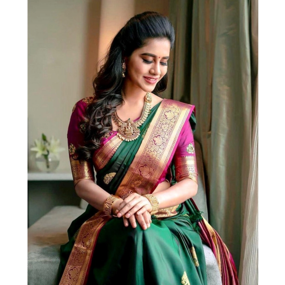 Women's Soft Litchi Silk Jacquard Work Saree With Unstitched Blouse 5.5Mtr (Green) - Image 4