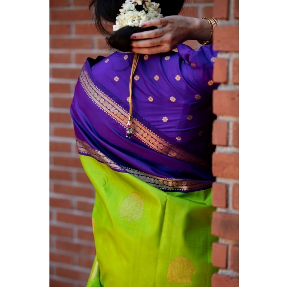 Women's Soft Litchi Silk Jacquard Work Saree With Unstitched Blouse 5.5Mtr (Green) - Image 4