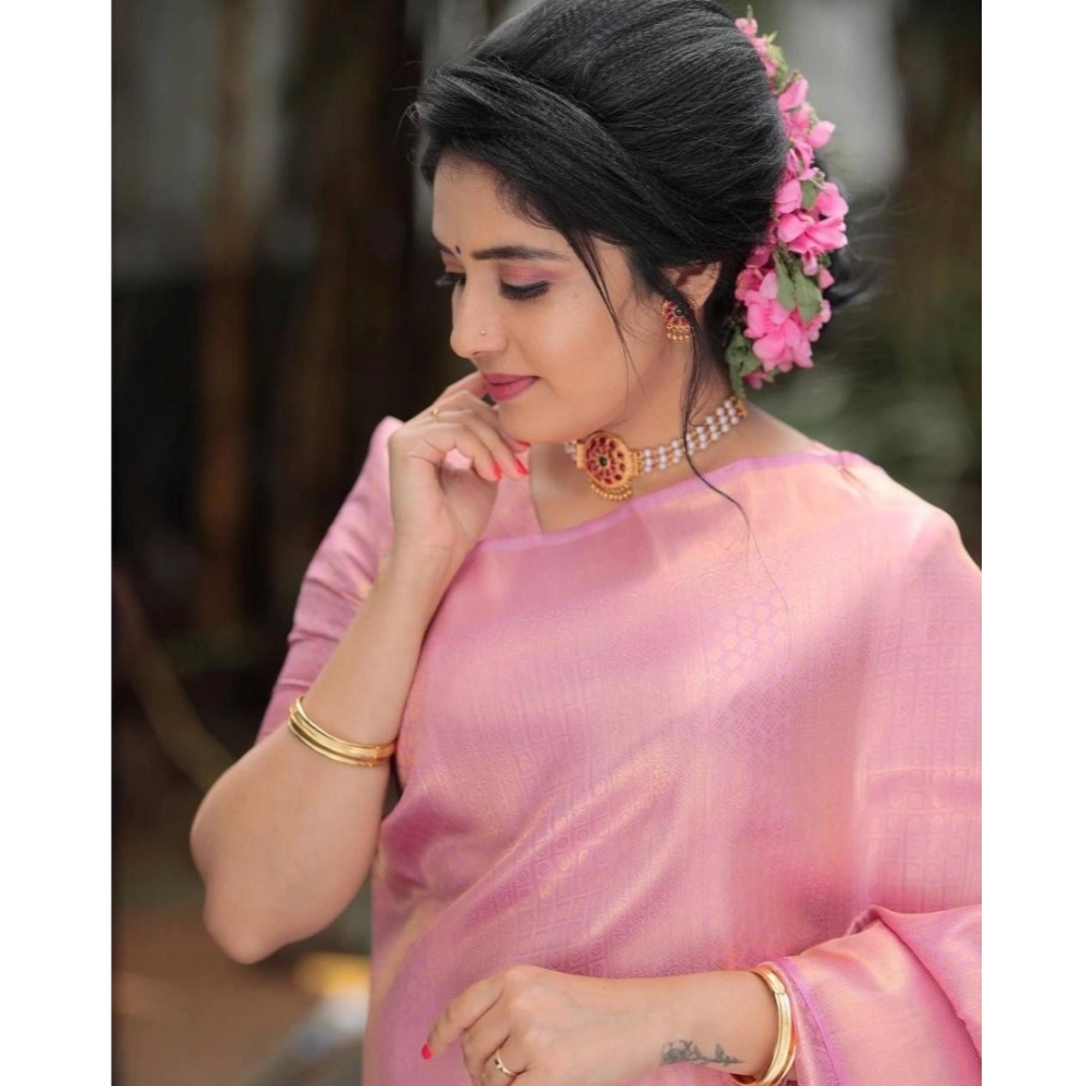 Women's Soft Litchi Silk Jacquard Work Saree With Unstitched Blouse 5.5Mtr (Pink) - Image 3