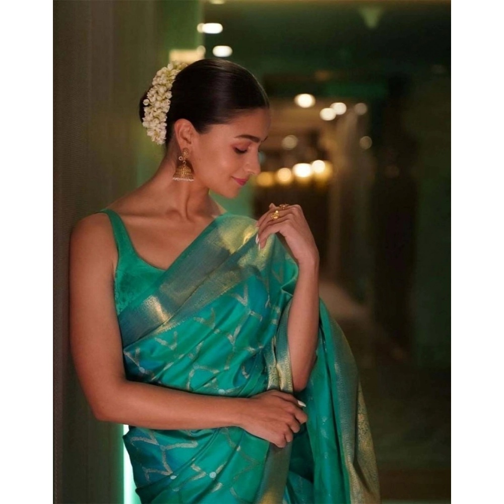 Women's Soft Litchi Silk Jacquard Work Saree With Unstitched Blouse 5.5Mtr (Sky Blue) - Image 2