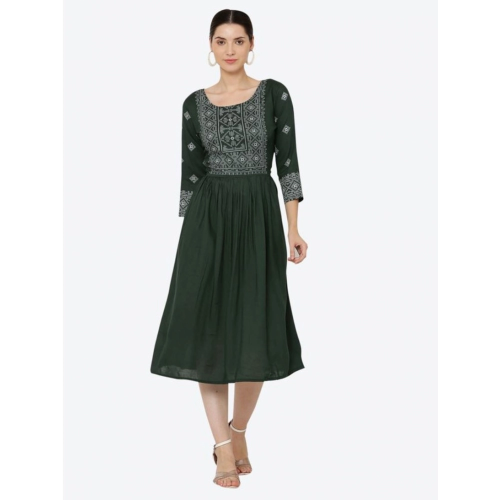 Women's Casual Rayon 3-4th Sleeves Kurti (Green) - Image 3