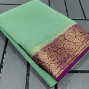 Women's Crepe Chit Pallu Solid Saree With Unstitched Blouse 5.5Mtr (Light Green)